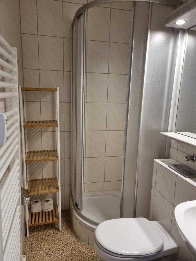 B515 Schoene Und Einladende Ferienwohnung In Schoener Umgebung ラーンシュタイン エクステリア 写真